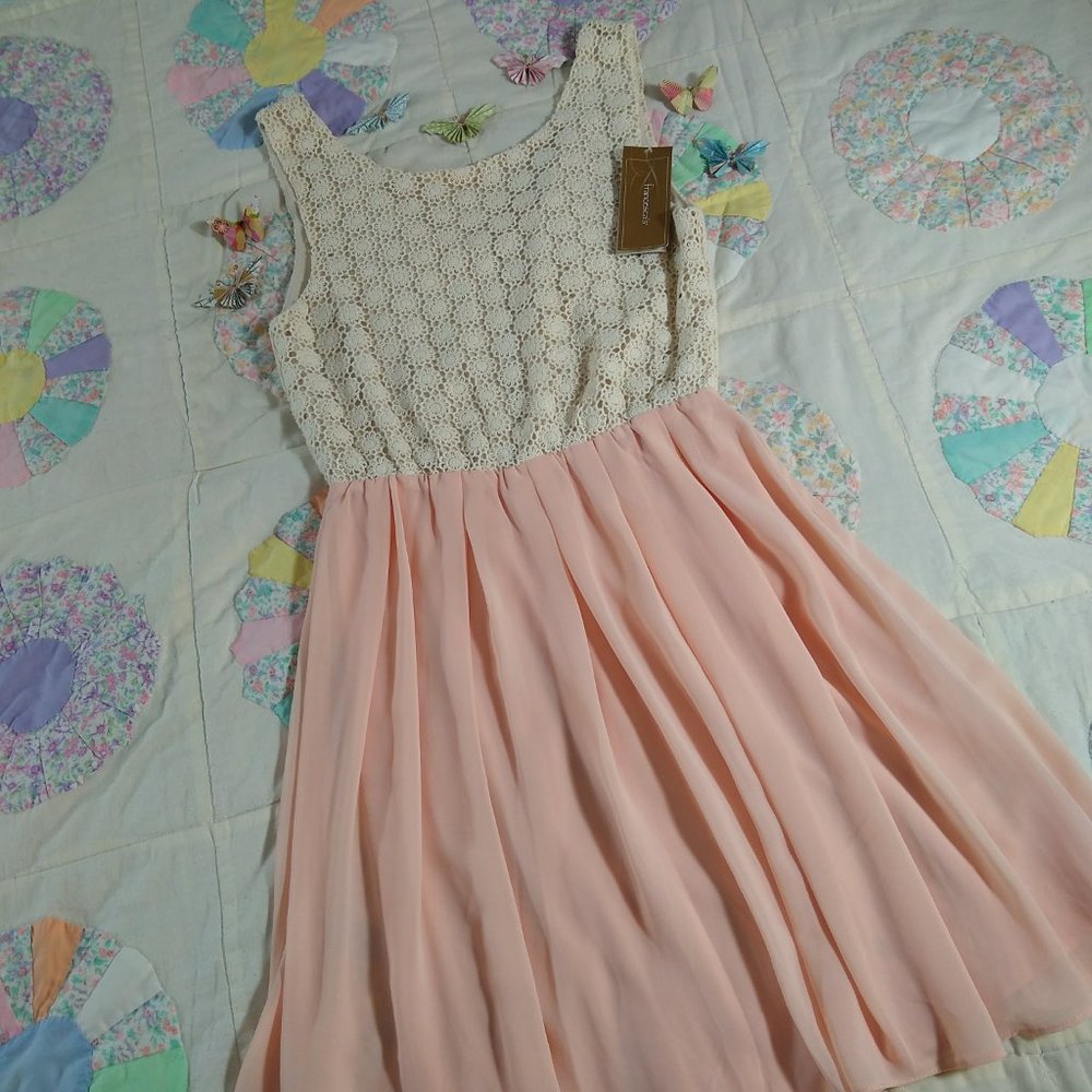 Francesca's Miami | Pastel Crochet Dress | Size M 🦋